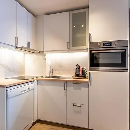 Renove 4 Pers, Balcon, Centre Plagne Bellecote - Fr-1-351-65 *